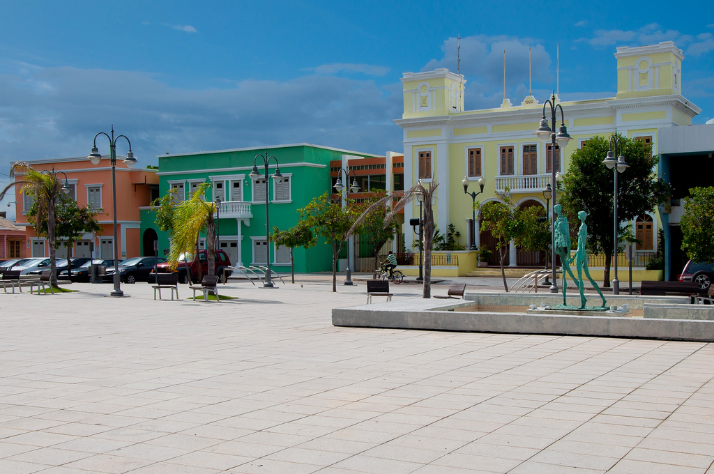 Plaza del pueblo de Isabela, Puerto Rico